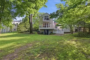 213 Hunnewell St, Needham, MA 02494 - Photo 8