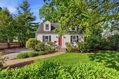 213 Hunnewell Street, Needham, MA 02494 - Photo 4