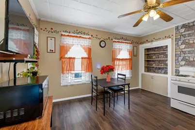 65-1/2 Oakland Ave, Methuen, MA 01844 - Photo 4