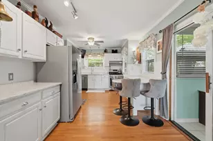 188 Archer St, Fall River, MA 02720 - Photo 12