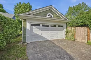 188 Archer St, Fall River, MA 02720 - Photo 2