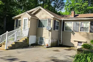 34 Hatch St, Haverhill, MA 01832 - Photo 2