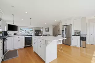 6 Harvey Ln, Quincy, MA 02169 - Photo 6