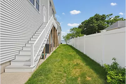 6 Harvey Lane #B, Quincy, MA 02169 - Photo 4