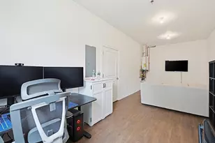 6 Harvey Ln, Quincy, MA 02169 - Photo 22