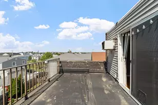 880 Broadway, Revere, MA 02151 - Photo 16
