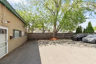 880 Broadway, Revere, MA 02151 - Photo 24