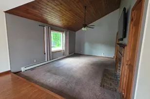 758 Country Club Rd, Greenfield, MA 01301 - Photo 20