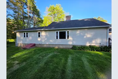 758 Country Club Rd, Greenfield, MA 01301 - Photo 6