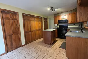 758 Country Club Rd, Greenfield, MA 01301 - Photo 14