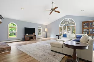 7 Brooks Ave, Westminster, MA 01473 - Photo 8