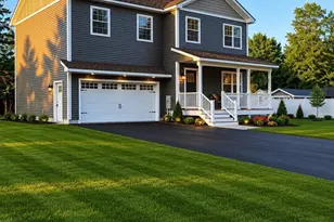 8 Emerald Ave, Westfield, MA 01085 - Photo 2