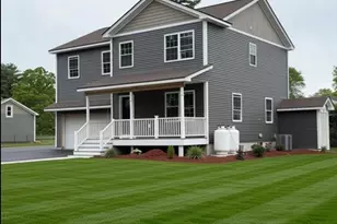 8 Emerald Ave, Westfield, MA 01085 - Photo 4