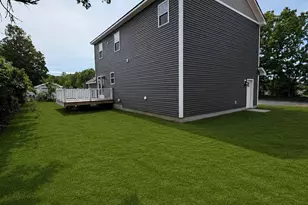 8 Emerald Ave, Westfield, MA 01085 - Photo 6