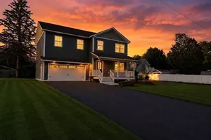8 Emerald Ave, Westfield, MA 01085 - Photo 1