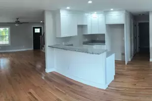 8 Emerald Ave, Westfield, MA 01085 - Photo 10