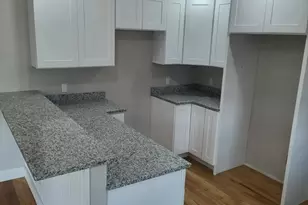8 Emerald Ave, Westfield, MA 01085 - Photo 6