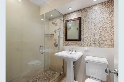 8 Whittier Pl #14F, Boston, MA 02114 - Photo 8