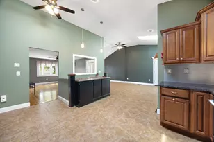 67 Robak Dr, Chicopee, MA 01020 - Photo 6