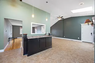 67 Robak Dr, Chicopee, MA 01020 - Photo 10