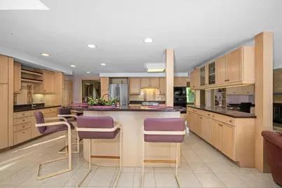 25 Curtis St, Auburn, MA 01501 - Photo 8