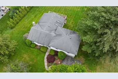 25 Curtis St, Auburn, MA 01501 - Photo 34