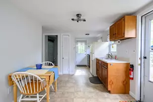 13 Coach House Ln, Dennis, MA 02660 - Photo 2