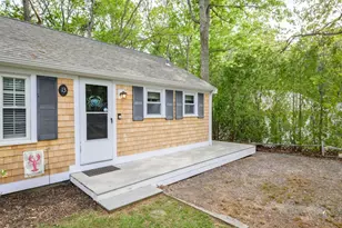 13 Coach House Ln, Dennis, MA 02660 - Photo 14