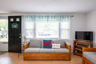 13 Coach House Ln, Dennis, MA 02660 - Photo 6