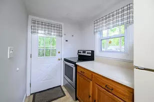13 Coach House Ln, Dennis, MA 02660 - Photo 4