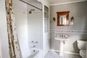 32 Spruce St, Westfield, MA 01085 - Photo 14