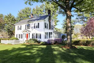 32 Spruce St, Westfield, MA 01085 - Photo 2