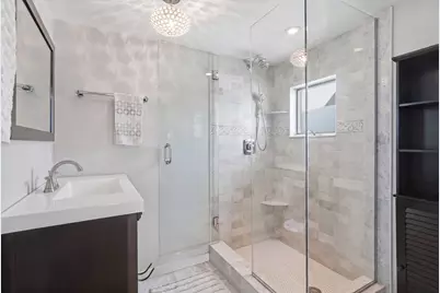 27 Billows St, Winthrop, MA 02152 - Photo 18