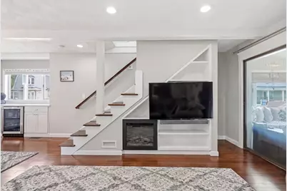 27 Billows St, Winthrop, MA 02152 - Photo 6
