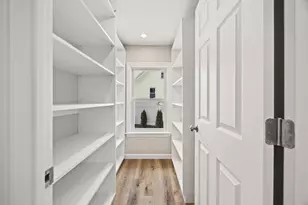7 Somerville Ave, Braintree, MA 02184 - Photo 10