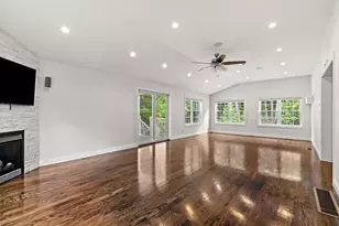24 Bartlett Ave, Chelmsford, MA 01824 - Photo 12