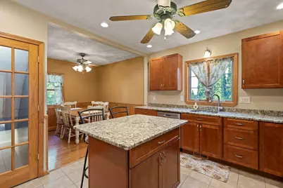 33 Ledge Street, Melrose, MA 02176 - Photo 8