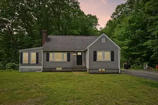 18 Carleton Rd, Leicester, MA 01542 - Photo 2