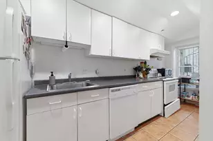 493 E 7th, Boston, MA 02127 - Photo 4