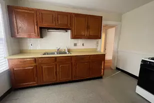 10 Breck St, Milton, MA 02186 - Photo 6