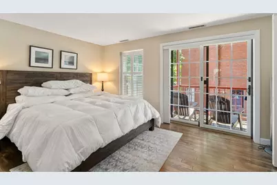 100 Main St #4, Boston, MA 02129 - Photo 8