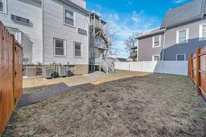67 Bonair St, Somerville, MA 02145 - Photo 32