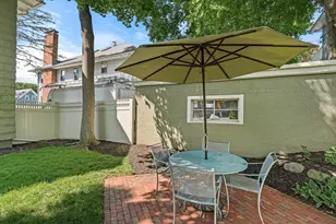 303 Washington St, Winchester, MA 01890 - Photo 40