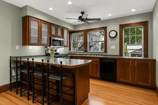 303 Washington St, Winchester, MA 01890 - Photo 10