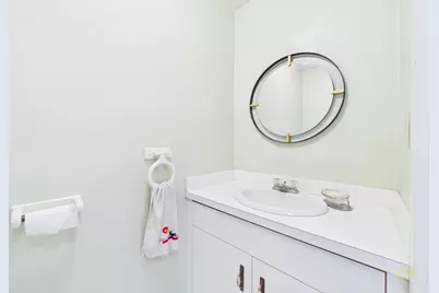 663 Wareham Street #11, Middleborough, MA 02346 - Photo 16