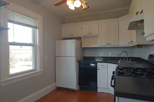 16 Walker St, Newton, MA 02460 - Photo 4