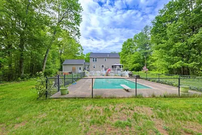 11 Brooke Haven Dr, Rutland, MA 01543 - Photo 4