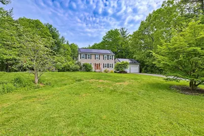 11 Brooke Haven Dr, Rutland, MA 01543 - Photo 2