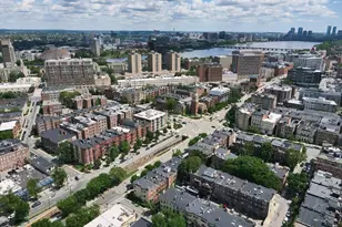 923 Beacon, Boston, MA 02215 - Photo 10