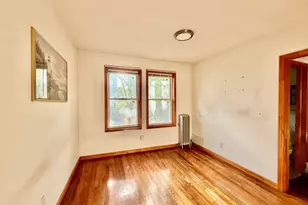 18 Bigelow St, Quincy, MA 02169 - Photo 10
